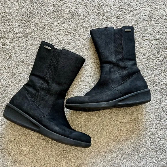 Aravon Women’s Size 8 Fairlee Black Leather Mid Winter Wedge Boots Waterproof