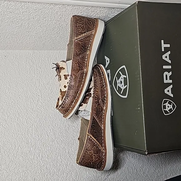 Ariat Women's Cruiser