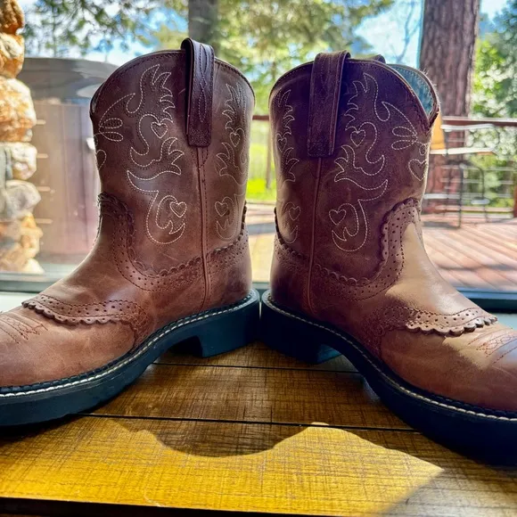 Ariat WOMEN'S Fatbaby Saddle Western Boot Size 9B