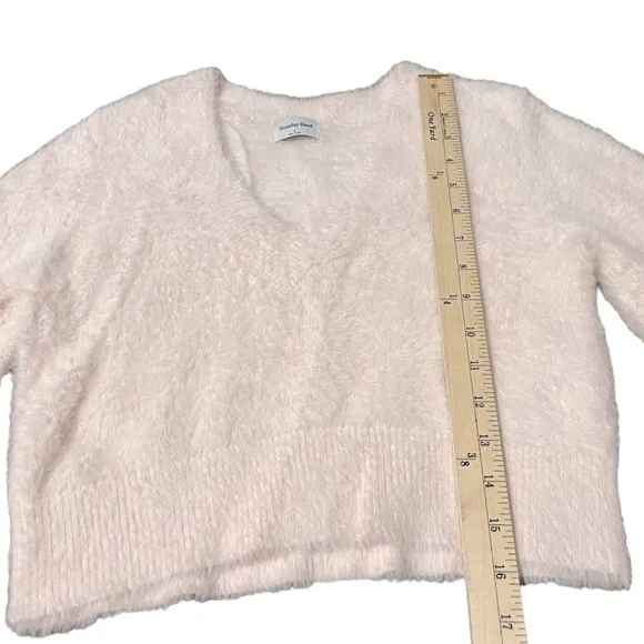 ARITZIA Sunday Best Sunday BestKitten V-Neck Sweater
