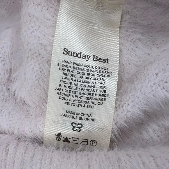 ARITZIA Sunday Best Sunday BestKitten V-Neck Sweater