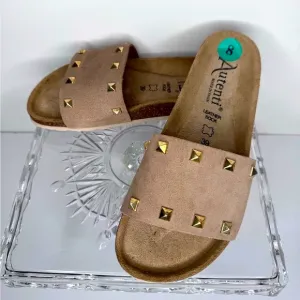 AUTENTI Tan Size 8 Women's Studded Slide Sandals. Made in Spain NWOT