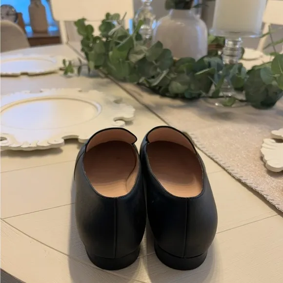 Authentic Gucci Black Leather Loafers