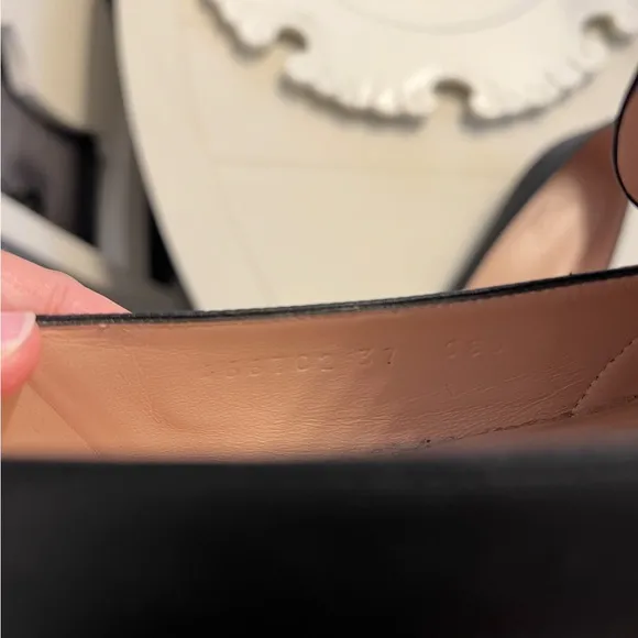 Authentic Gucci Black Leather Loafers