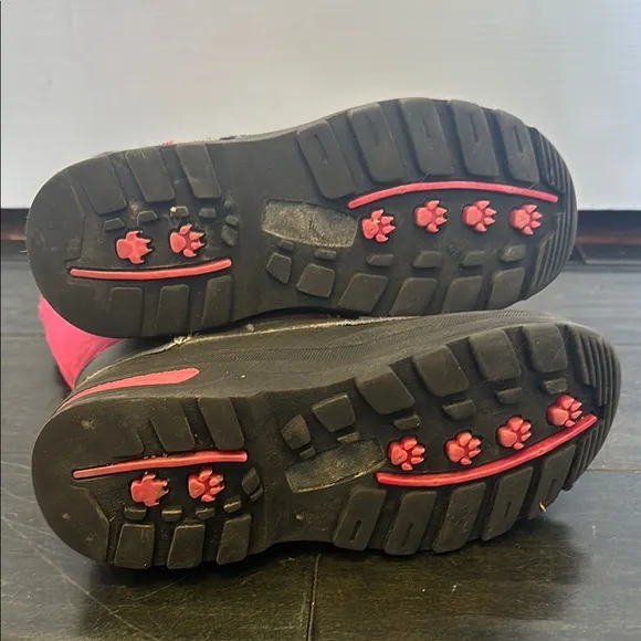Baffin Pink and Black ”Pinetree” Winter Boots