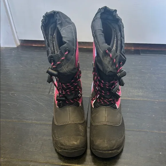 Baffin Pink and Black ”Pinetree” Winter Boots