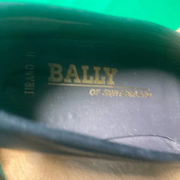 Bally man dress shoes 8.5