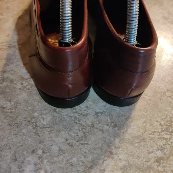 Bally of Switzerland Tassel Red Leather Slip On Loafer Mens 9.5 N Logan Shoes