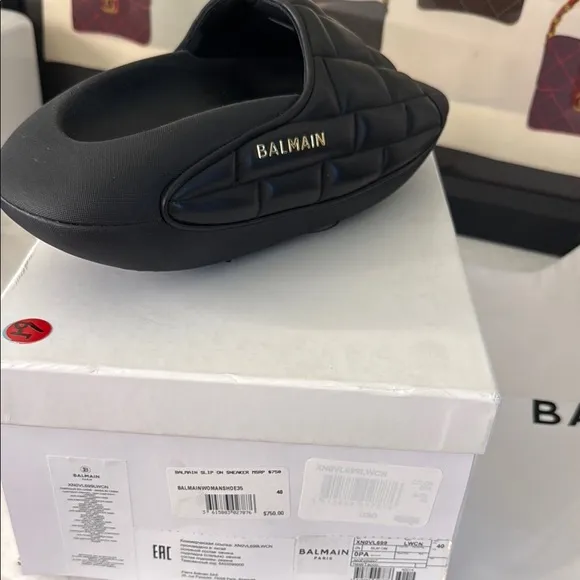 Balmain Black Sandals Elegant and Versatile