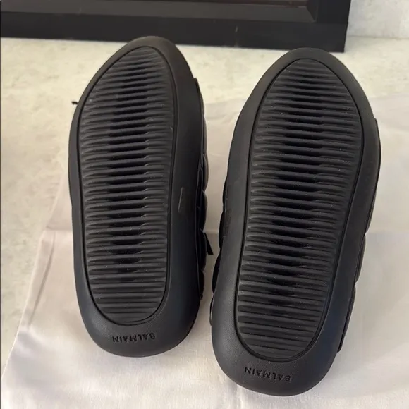 Balmain Black Sandals Elegant and Versatile