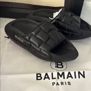 Balmain Black Sandals Elegant and Versatile