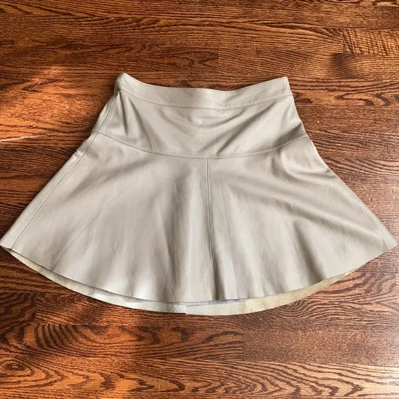 Banana Republic gray genuine leather A-line mini skirt Size 4P
