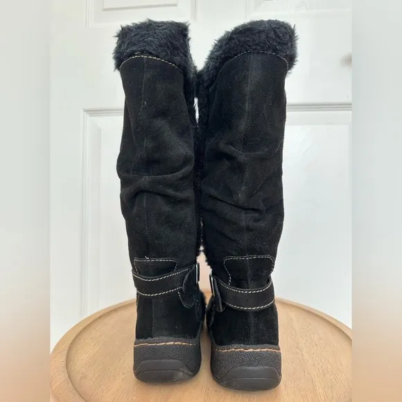 BARE TRAPS ~ Knee-high faux fur lining suede leather boots size 6.5