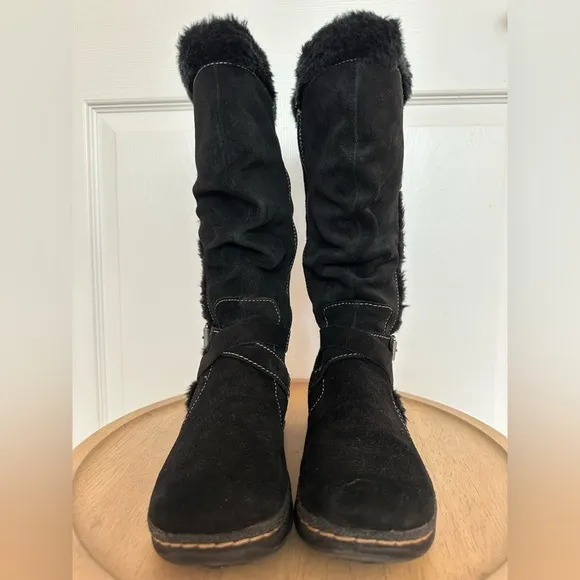 BARE TRAPS ~ Knee-high faux fur lining suede leather boots size 6.5