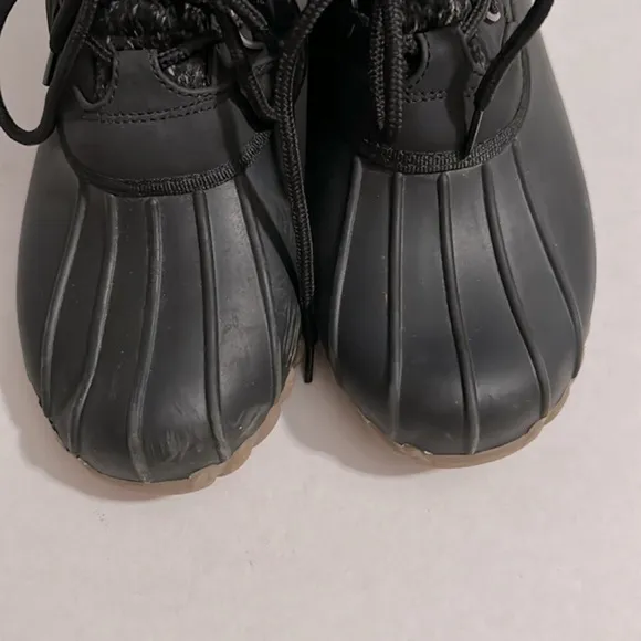 Bare Traps Womens Fabulous Winter Duck Boots Black Lace Up Zip Lined 7 M EUC