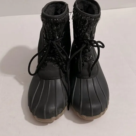 Bare Traps Womens Fabulous Winter Duck Boots Black Lace Up Zip Lined 7 M EUC