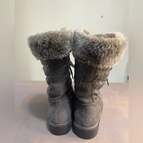 BARETRAPS SATIN‎ winter boots.