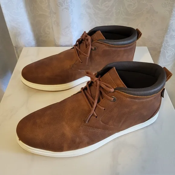 BASS Men's Leather Chukka Boots, Sneakers, Size 13, Brown Outerwear, Casual