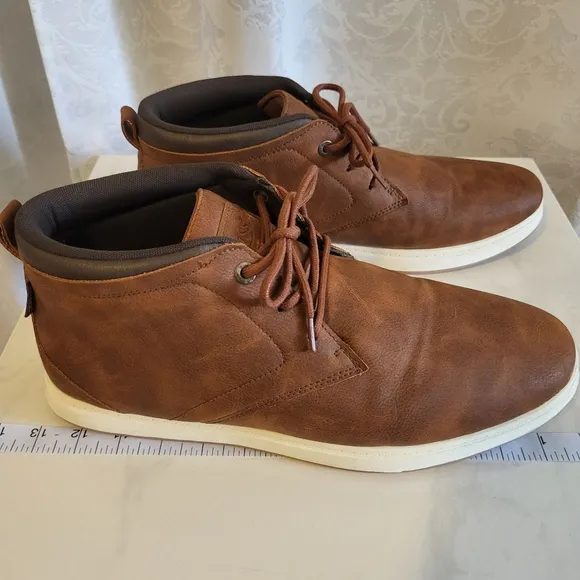 BASS Men's Leather Chukka Boots, Sneakers, Size 13, Brown Outerwear, Casual