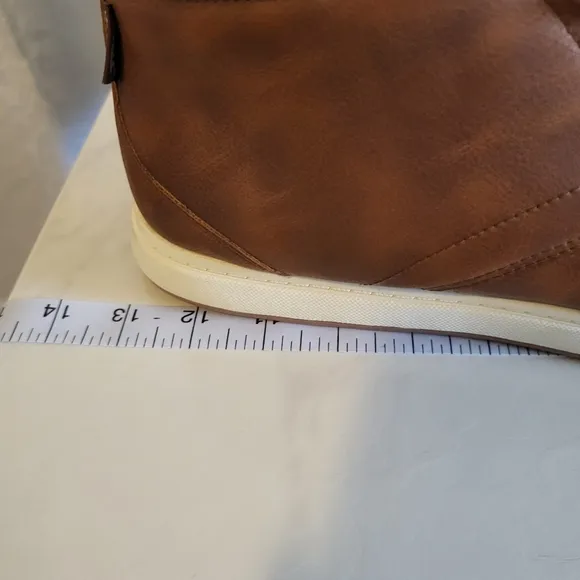 BASS Men's Leather Chukka Boots, Sneakers, Size 13, Brown Outerwear, Casual