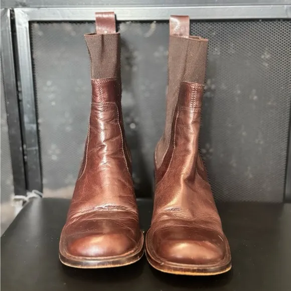 BCBG MAXAZRIA Women's Boots Size 8B Brown Dress/Casual Boots