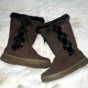 Bearpaw winter boots brown 9