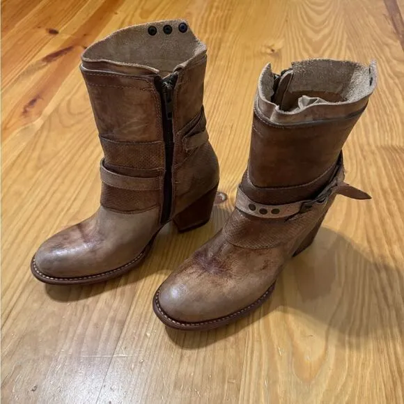 Bed Stu Rowdy Woman’s Teak Driftwood Boots MSRP: $189 - Size 6.5 U.S.