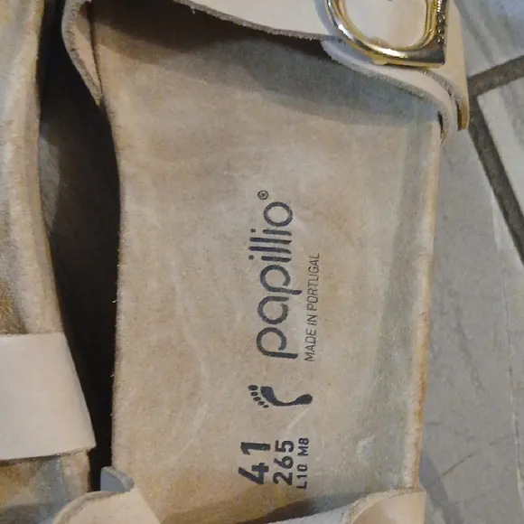 Beige Sandals with Gold Buckles