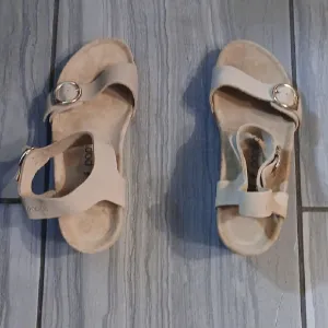 Beige Sandals with Gold Buckles