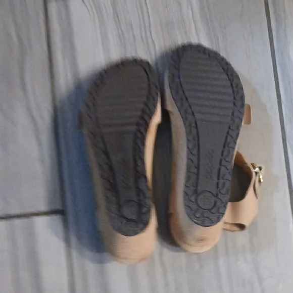 Beige Sandals with Gold Buckles
