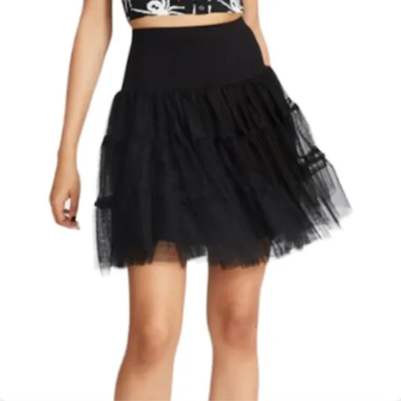 Betsey Johnson Black Tulle Tutu Skirt Size M Pull-On Layered Mini Spider Web