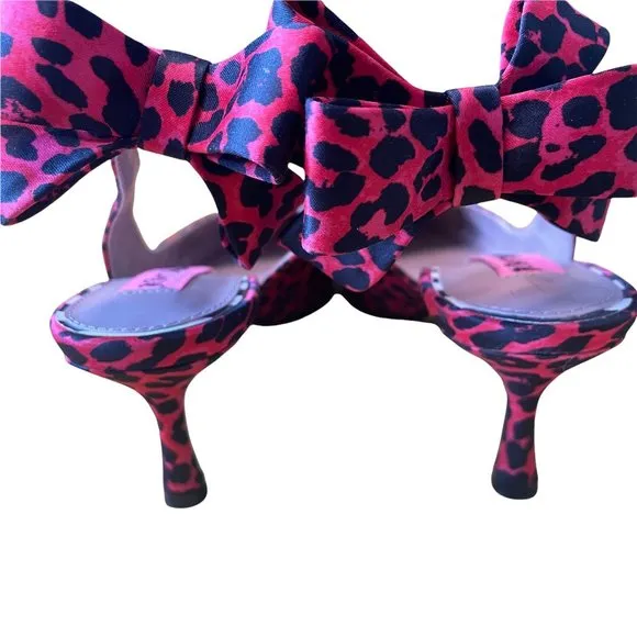 Betsey Johnson Red and Black Leopard Print Sling Backs Size 5.5