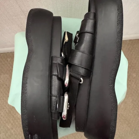 BIMBA Y LOLA Women’s Black Leather Platform Sandals-Size 40 or US 9 1/2