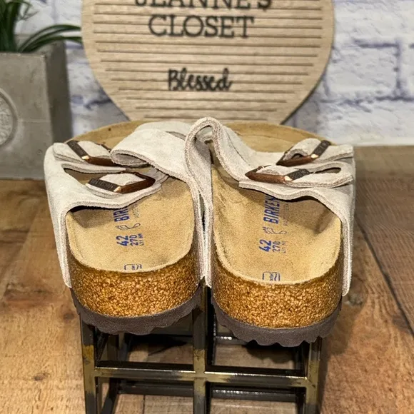 Birkenstock Arizona Soft Footbed Taupe Suede Leather Casual Unisex's Sandals