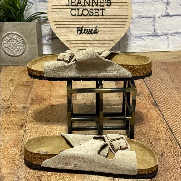 Birkenstock Arizona Soft Footbed Taupe Suede Leather Casual Unisex's Sandals