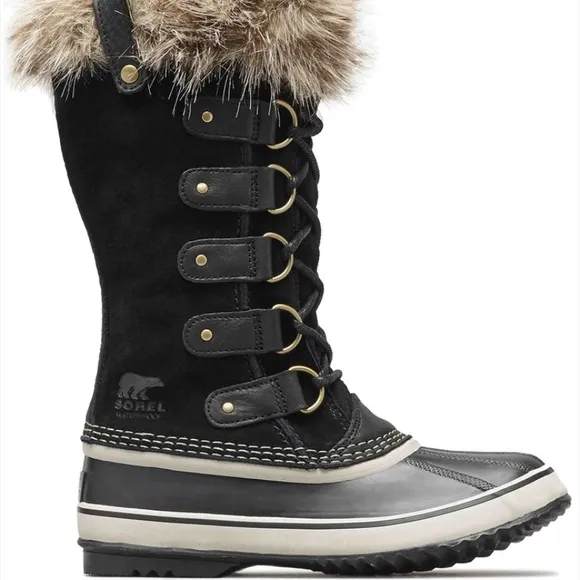 Black furry SOREL winter boots