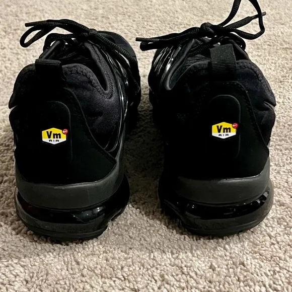Black Nike Vapormax