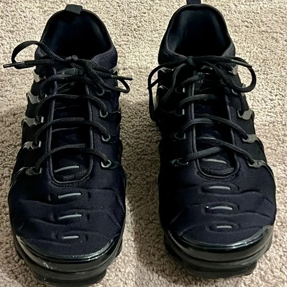 Black Nike Vapormax
