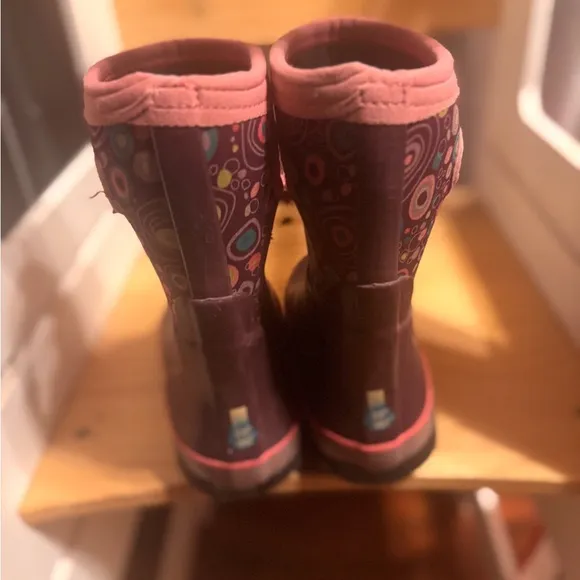Bogs winter boots toddler size 13