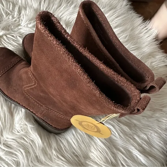 Born Audie brown suede leather booties winter boots ladies 7 NEW‎