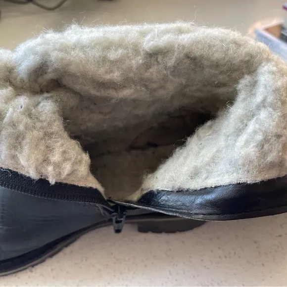 Bos&amp;Co Black Suede and Leather Winter Boots