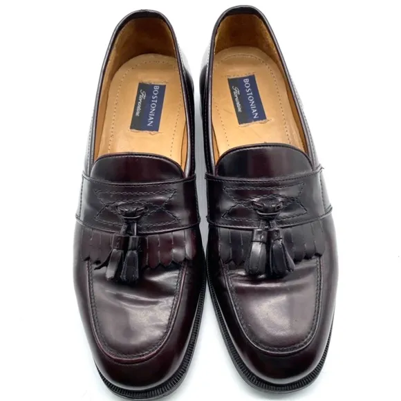 Bostonian loafers Black Leather Florentine Kilted dress shoes. SZ 9.5. NWOT