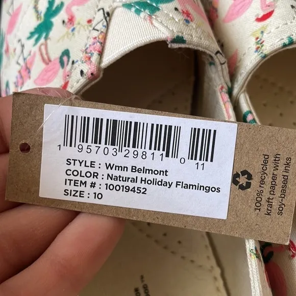 Brand New Toms Natural Holiday Flamingos Tropical Christmas Slip On Shoes Casual