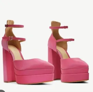 BRAND NEW SCHUTZ ELYSEE PLATFORM SEXY HIGH HEELS  POINTED-TOES CHUNKY PUMPS