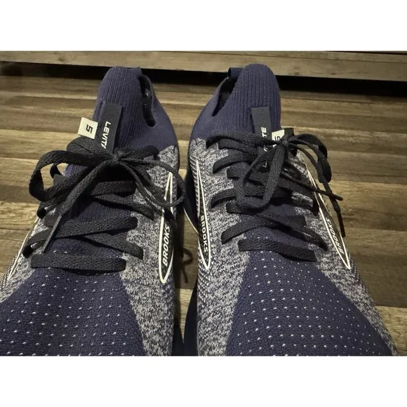 Brooks Levitate 5 Stealth Fit Running Shoes - Men's 15 D‎ - Navy Blue &amp; White