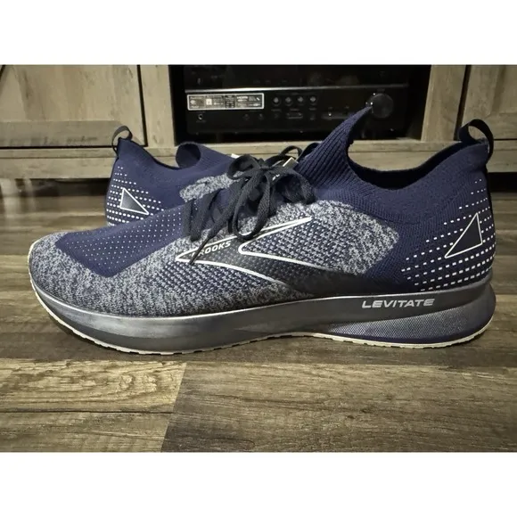 Brooks Levitate 5 Stealth Fit Running Shoes - Men's 15 D‎ - Navy Blue &amp; White