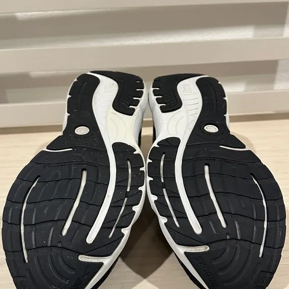 Brooks Mens Glycerin 20 1103821D059 Black Running Shoes Sneakers Size‎ 12.5