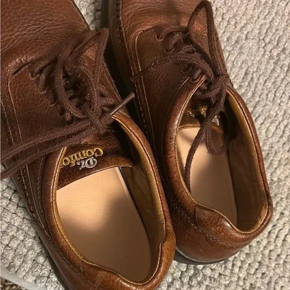 Brown Leather Oxford Dress Shoes with Pebbled Texture
