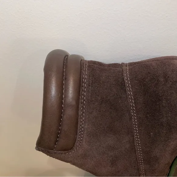 Brown Suede Lace-Up Boots