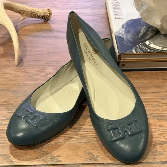 Bruno Magli BIBI Leather Flats Blue